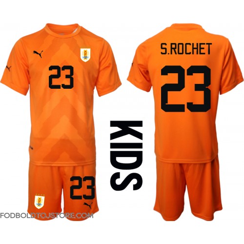 Uruguay Sergio Rochet #23 Målmand Udebanesæt Børn VM 2022 Kortærmet (+ Korte bukser)